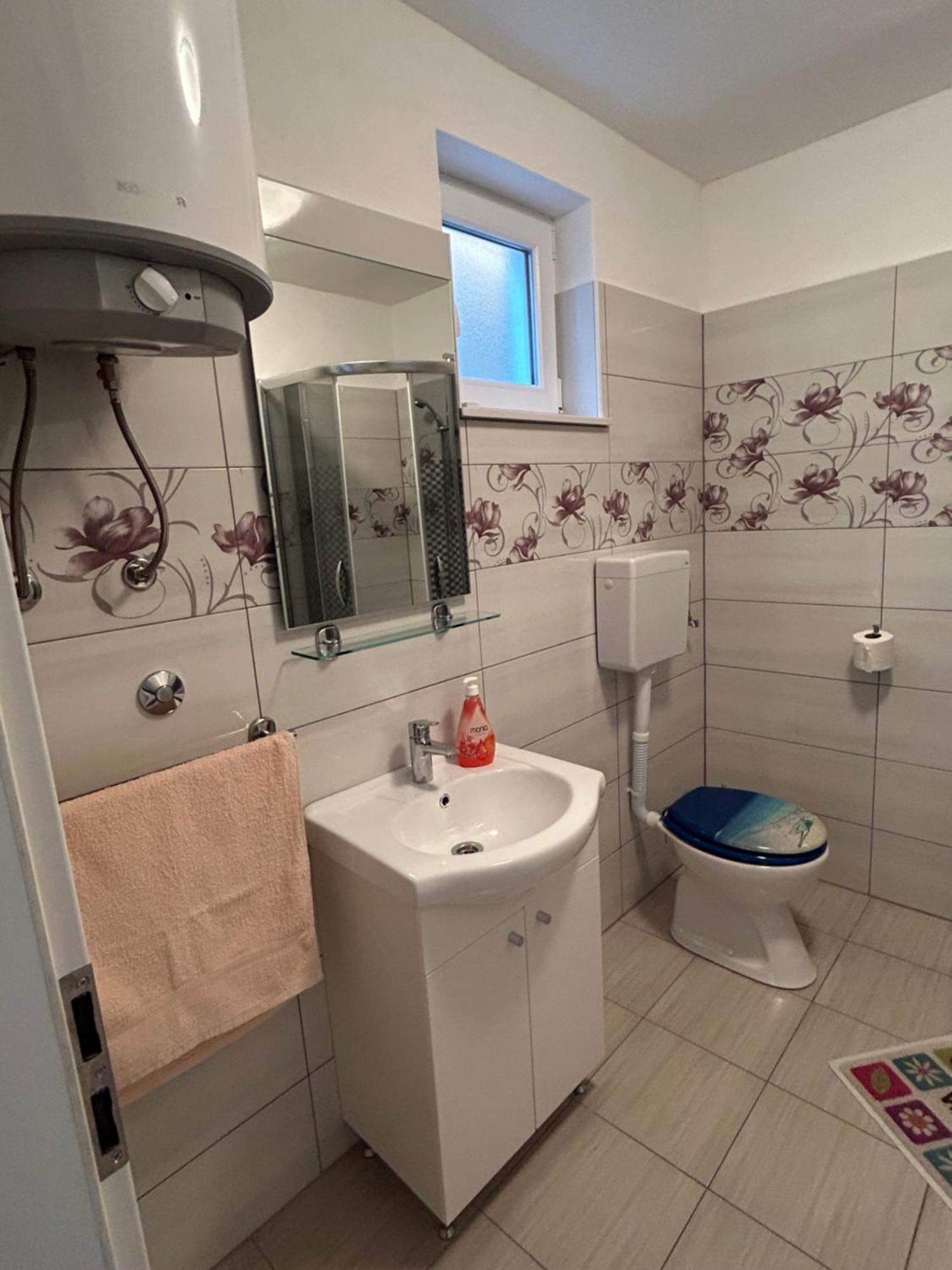Apartments Spalj 1 I 2 Сень Экстерьер фото
